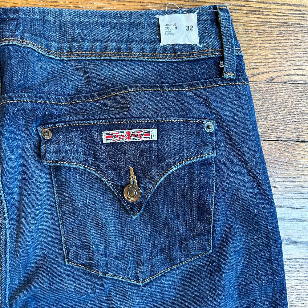 Hudson Collin Mid-Rise Skinny Jeans Dark Wash Size 32 / Size 12